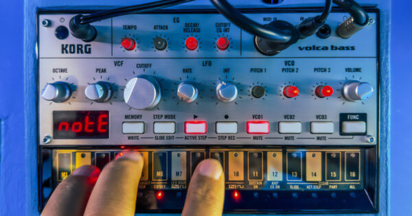 VOLCA-BASS